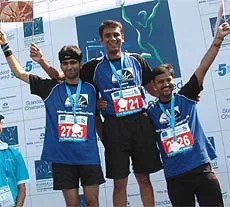 marathon_team01.webp